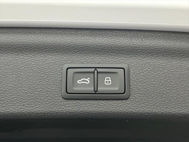 new 2024 Audi Q3 car, priced at $42,920