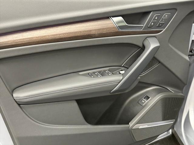 new 2025 Audi Q5 car, priced at $58,785