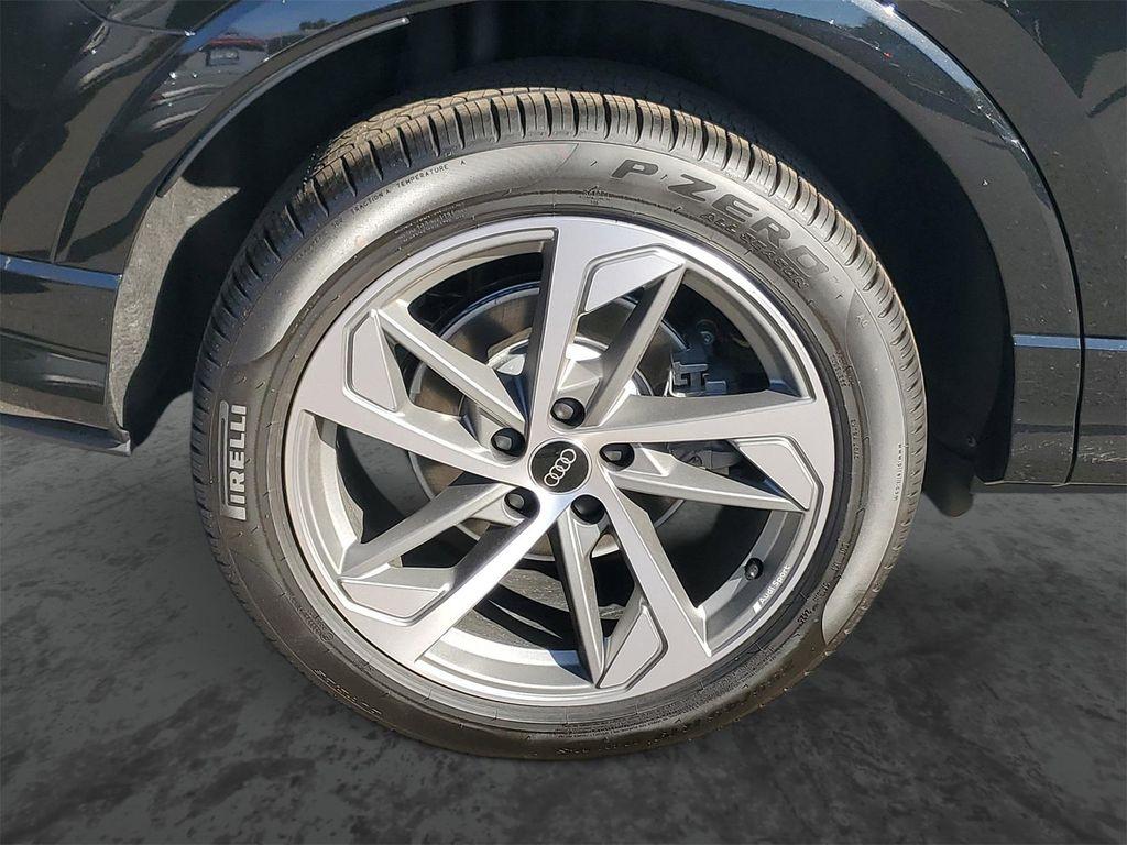 new 2025 Audi Q3 car, priced at $39,533