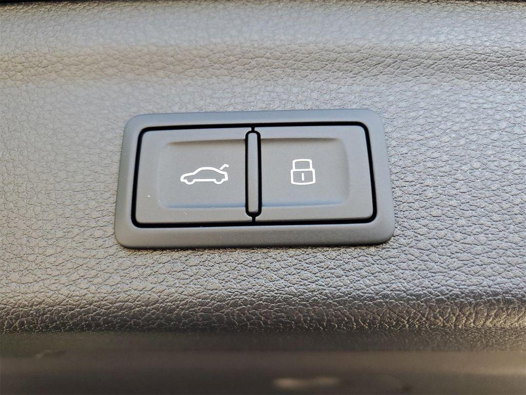 new 2025 Audi Q3 car, priced at $39,533