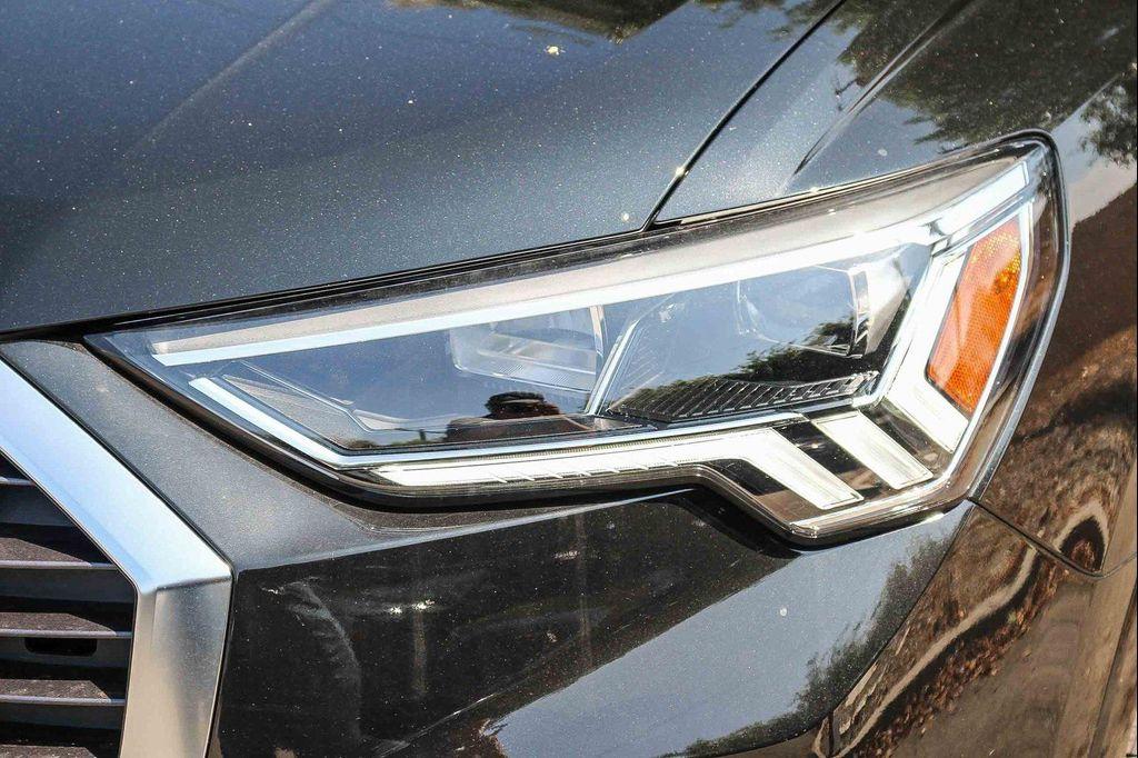 new 2025 Audi Q3 car, priced at $43,925