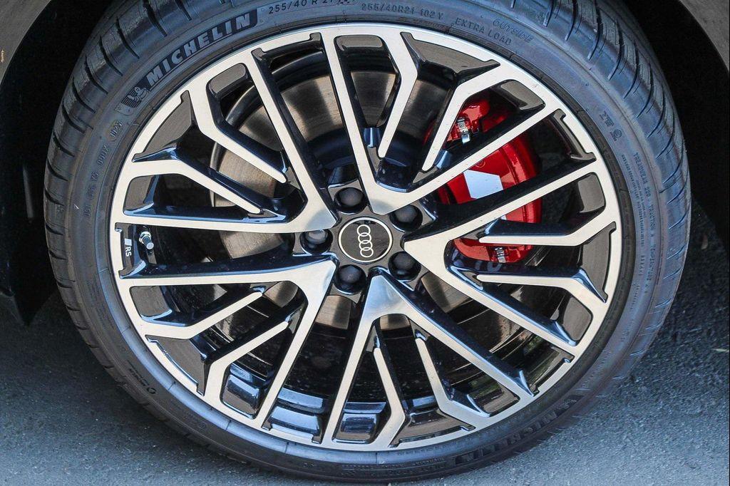 new 2025 Audi SQ5 car, priced at $74,190