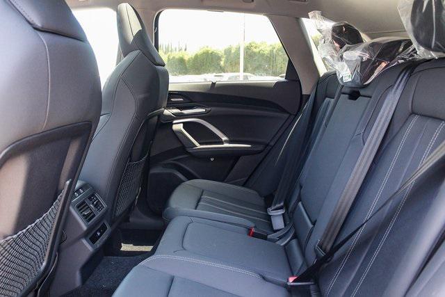 new 2025 Audi Q5 car, priced at $60,350
