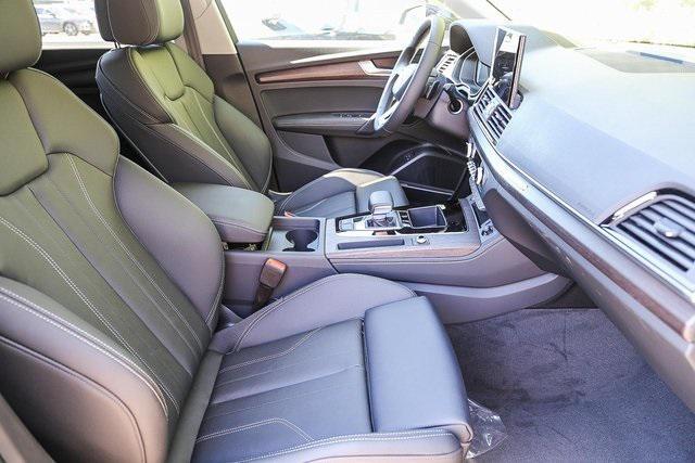 new 2025 Audi Q5 car, priced at $59,795