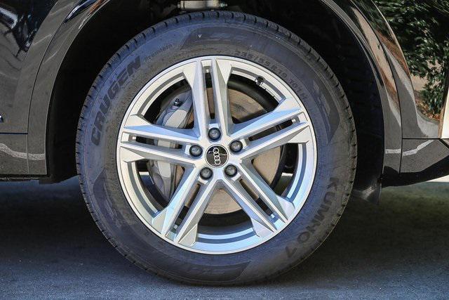 new 2025 Audi Q5 car, priced at $59,795
