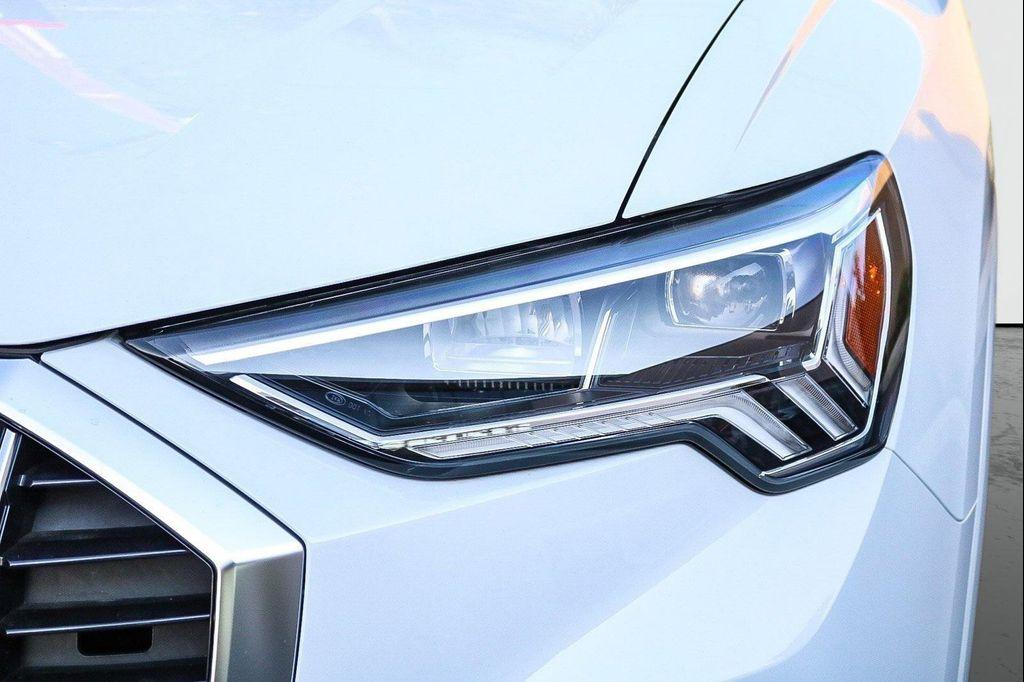 new 2025 Audi Q3 car, priced at $39,757