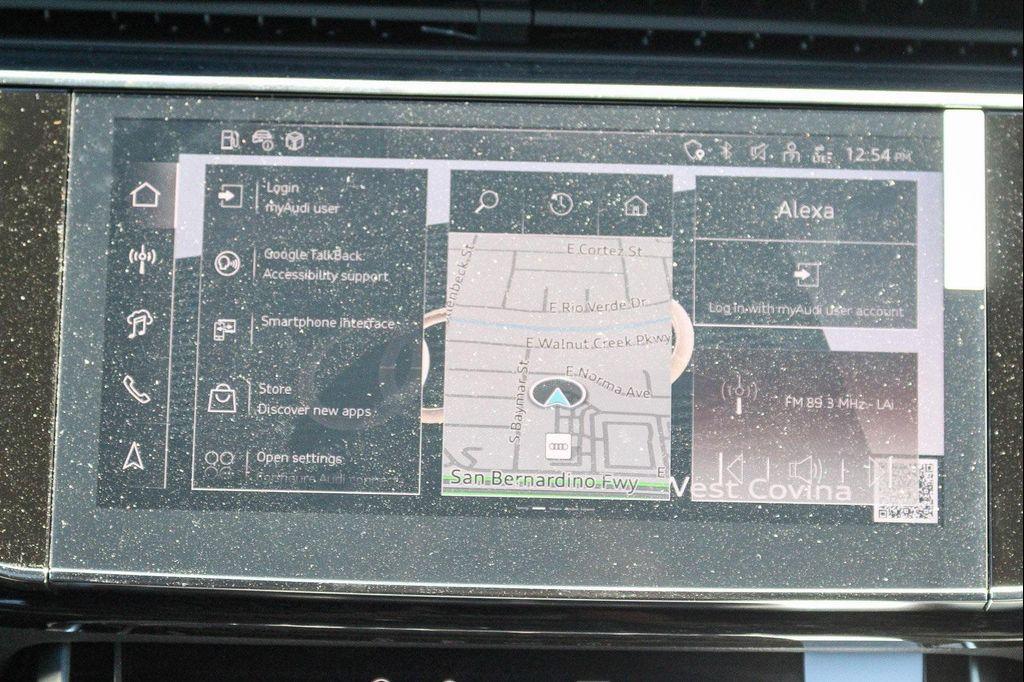 new 2025 Audi Q7 car, priced at $61,622