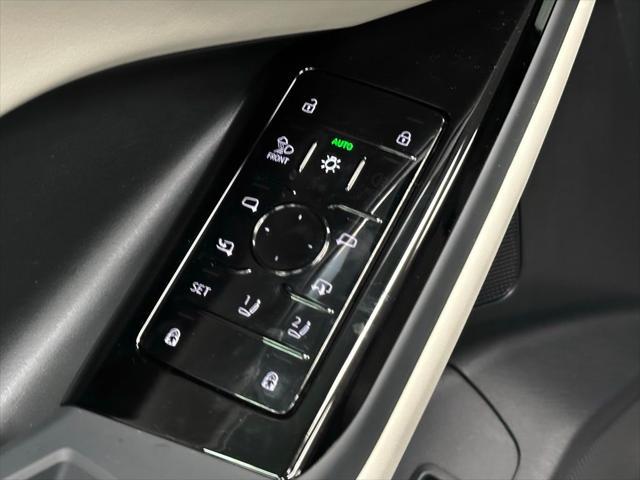 new 2025 Audi Q6 e-tron car, priced at $75,410