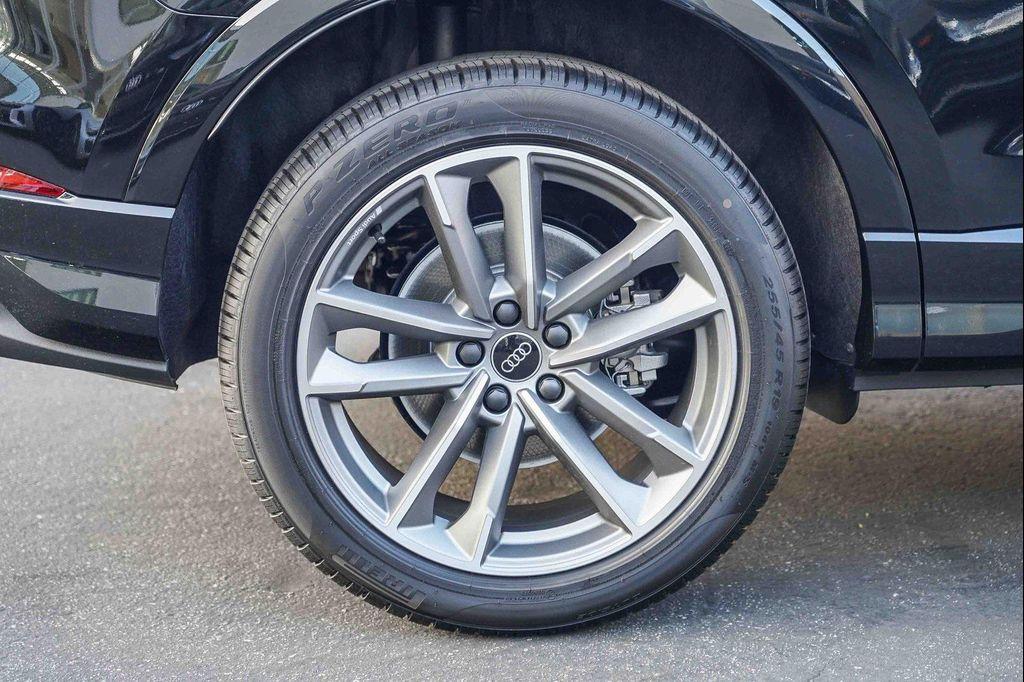 new 2025 Audi Q3 car, priced at $44,136