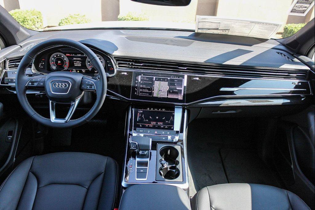 new 2026 Audi Q7 car, priced at $64,276