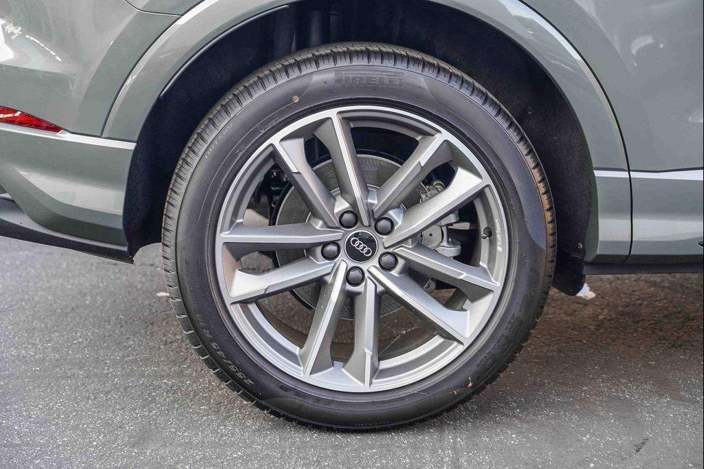 new 2025 Audi Q3 car, priced at $44,136