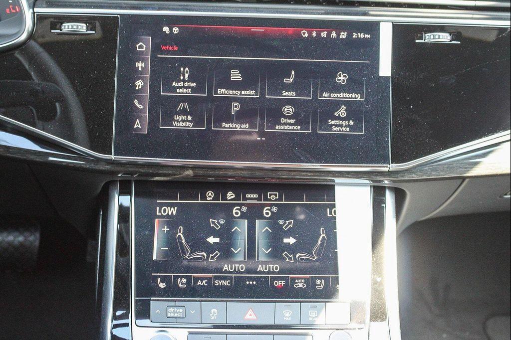 new 2025 Audi Q7 car, priced at $67,622