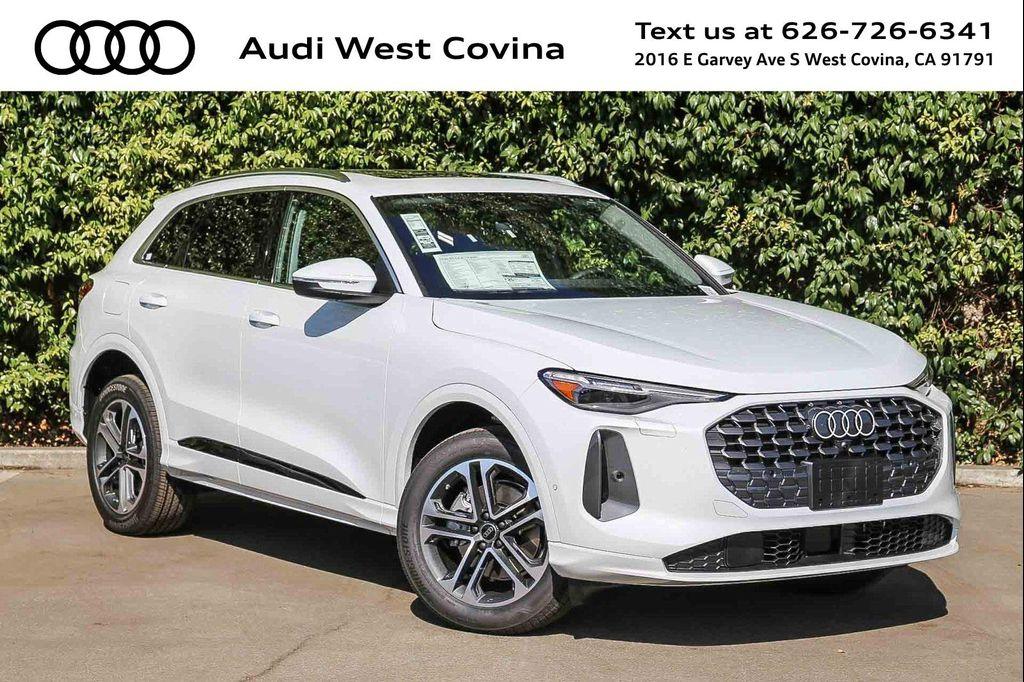 new 2025 Audi Q5 car, priced at $59,490