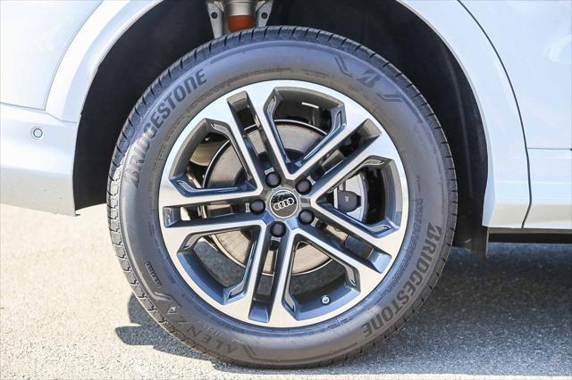new 2025 Audi Q5 car, priced at $59,490