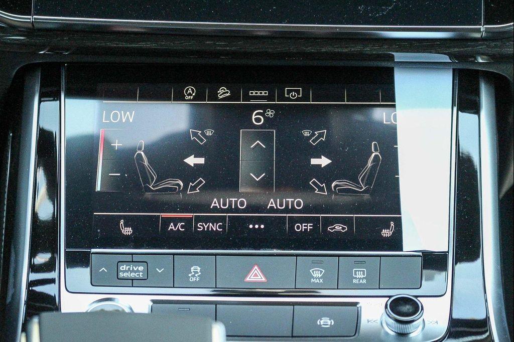 new 2025 Audi Q7 car, priced at $71,625