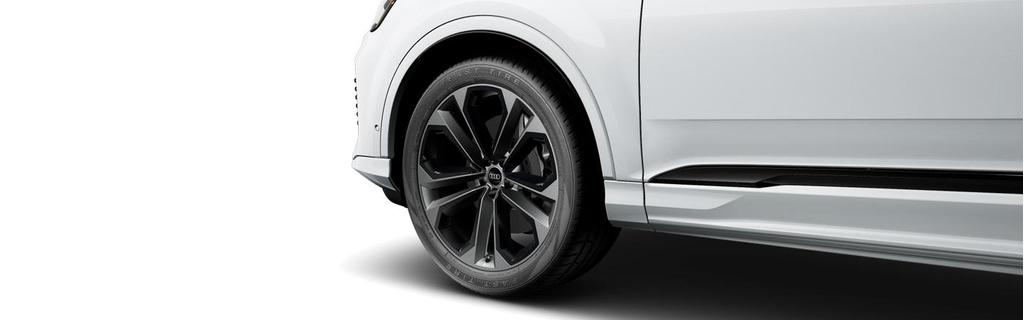new 2025 Audi Q7 car, priced at $74,610