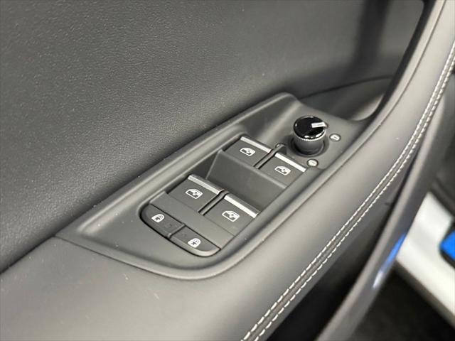 new 2025 Audi Q8 car, priced at $84,925