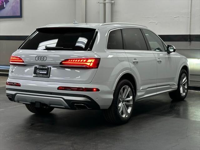 new 2025 Audi Q7 car, priced at $75,150