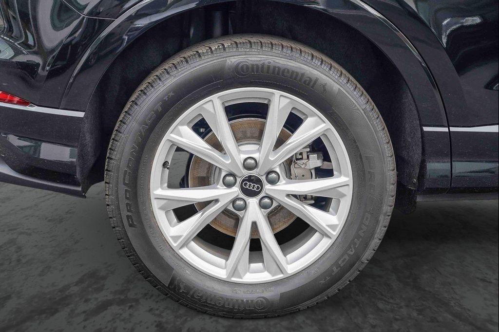 new 2025 Audi Q3 car, priced at $42,592