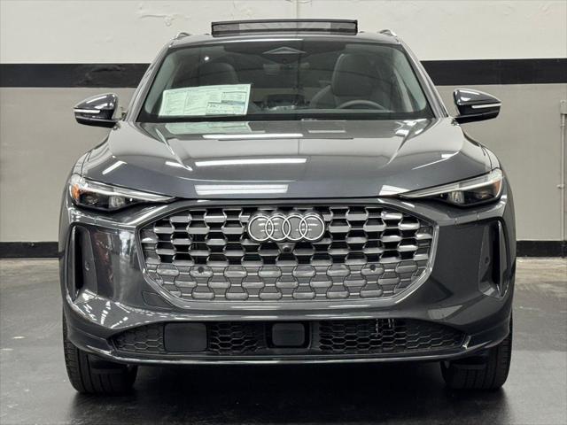 new 2025 Audi Q5 car, priced at $60,960