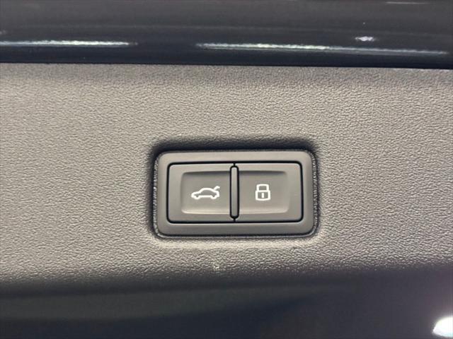 new 2025 Audi Q5 car, priced at $60,960