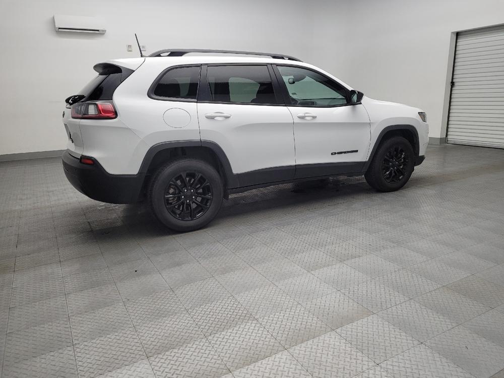 used 2023 Jeep Cherokee car, priced at $25,795