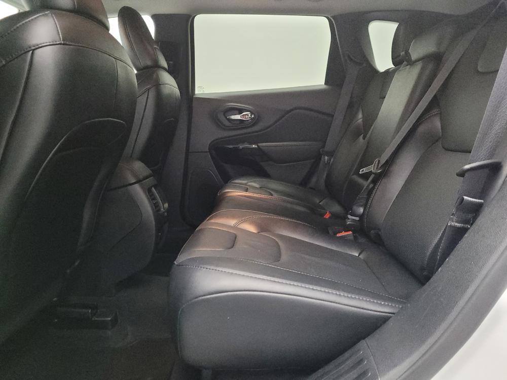 used 2023 Jeep Cherokee car, priced at $25,795