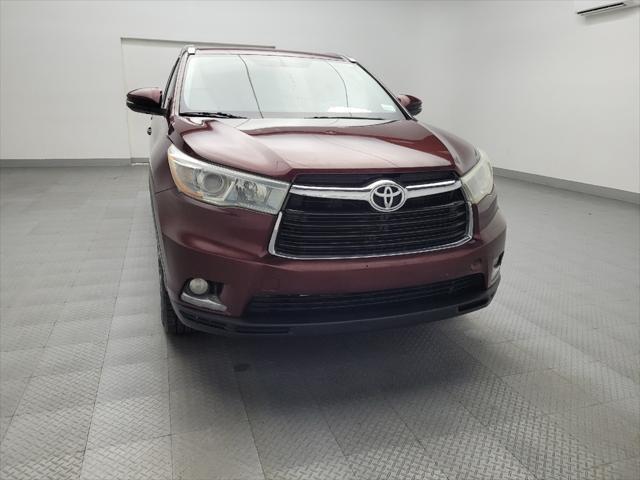 used 2015 Toyota Highlander car, priced at $21,195