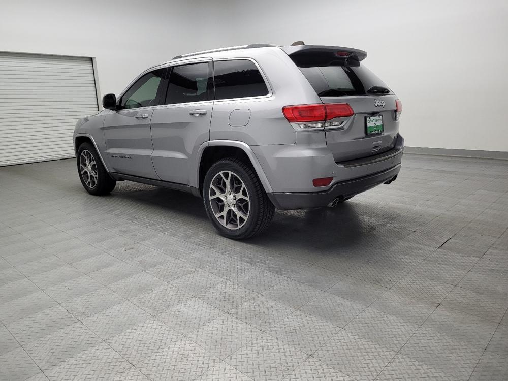 used 2018 Jeep Grand Cherokee car, priced at $20,795