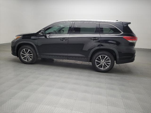 used 2019 Toyota Highlander car, priced at $26,195
