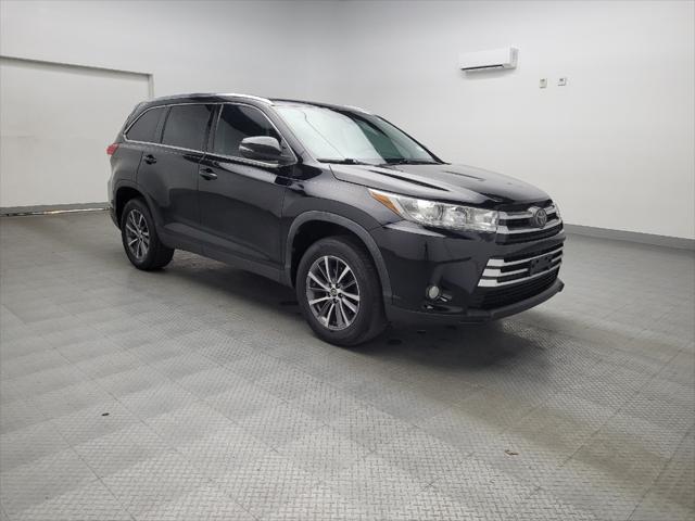 used 2019 Toyota Highlander car, priced at $26,195
