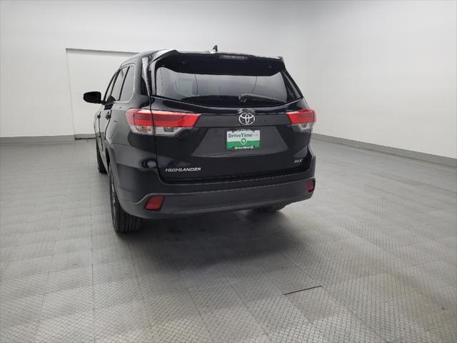 used 2019 Toyota Highlander car, priced at $26,195