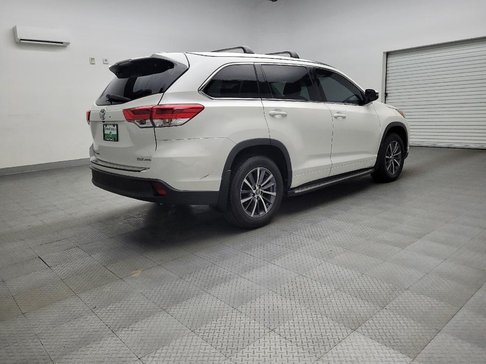 used 2017 Toyota Highlander car, priced at $24,495