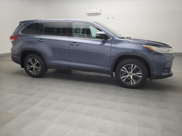 used 2019 Toyota Highlander car, priced at $27,095