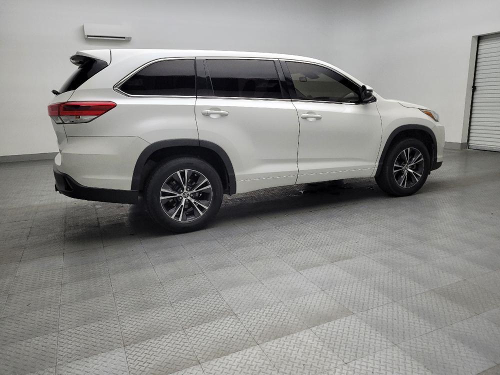 used 2018 Toyota Highlander car, priced at $23,995