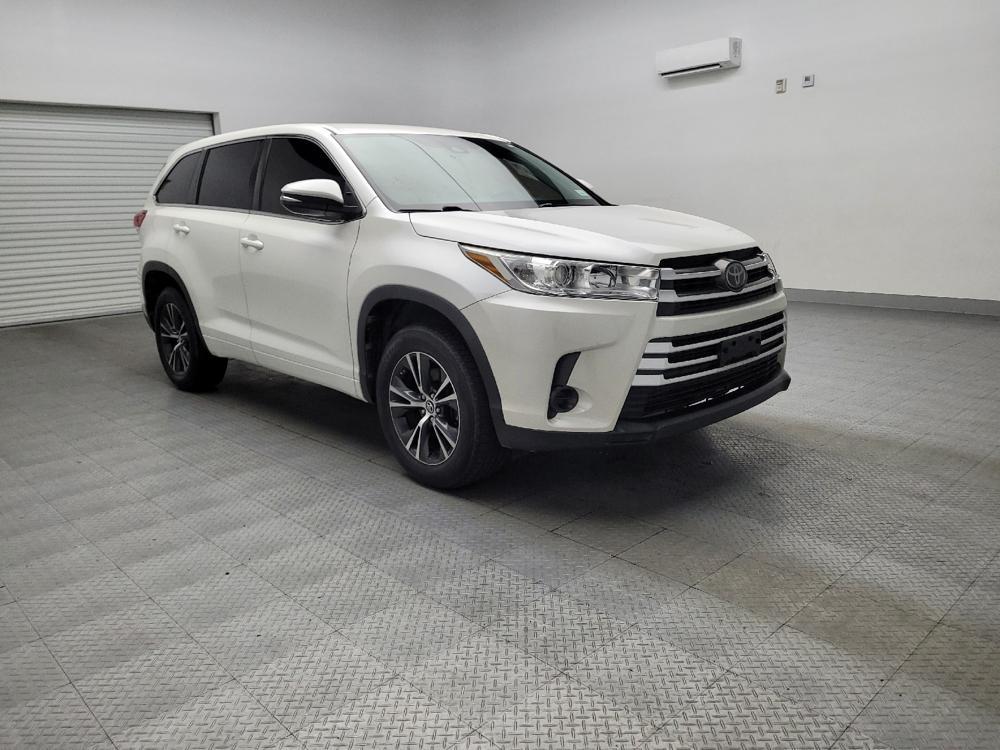 used 2018 Toyota Highlander car, priced at $23,995