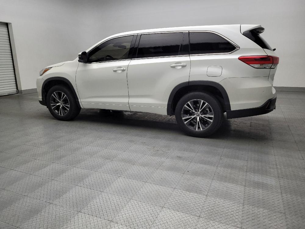 used 2018 Toyota Highlander car, priced at $23,995