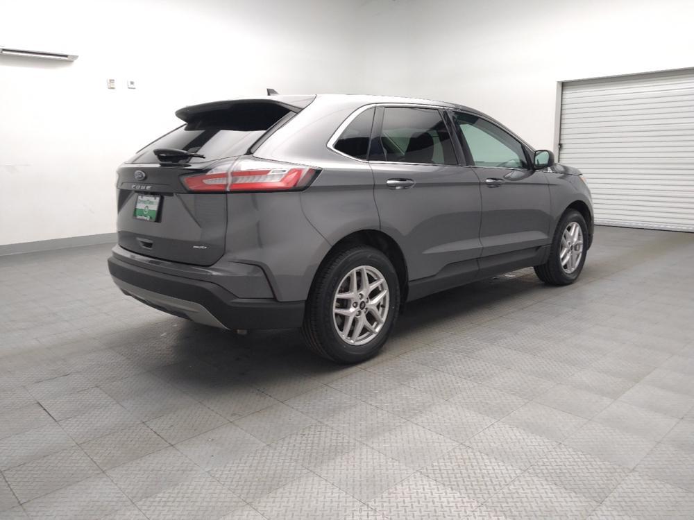 used 2024 Ford Edge car, priced at $29,795