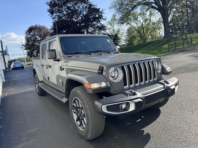 used 2022 Jeep Gladiator car, priced at $36,960