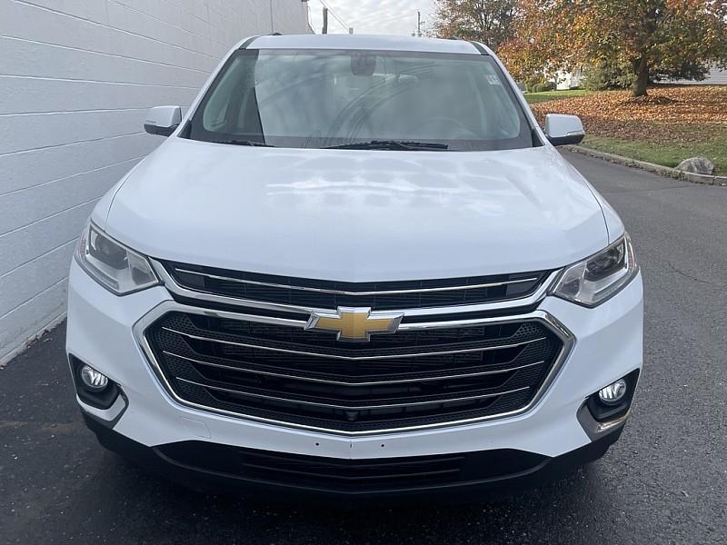 used 2021 Chevrolet Traverse car, priced at $24,678