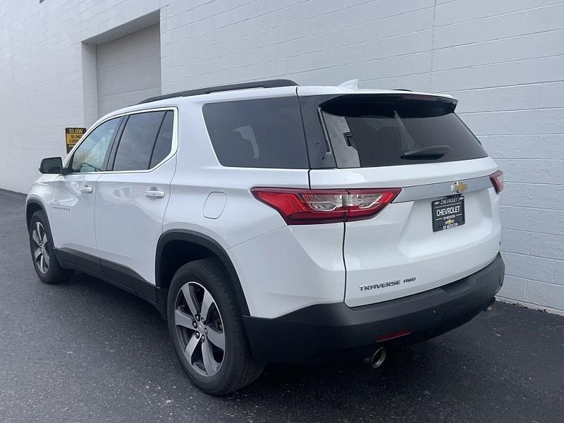 used 2021 Chevrolet Traverse car, priced at $24,678