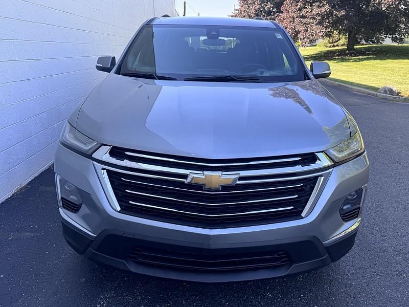 used 2023 Chevrolet Traverse car, priced at $31,099