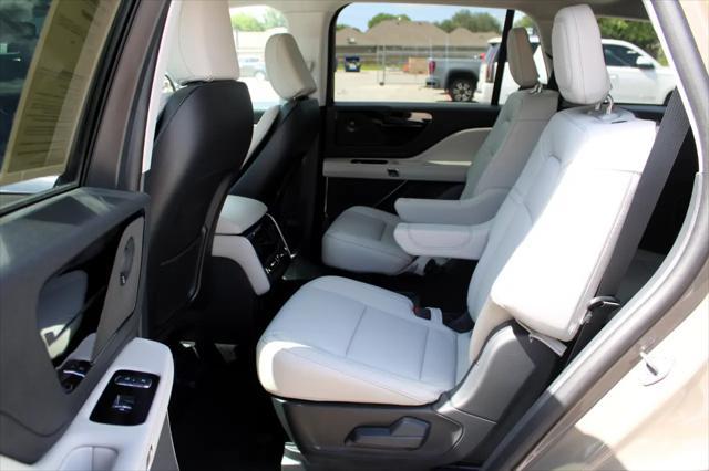 used 2025 Lincoln Aviator car, priced at $55,600