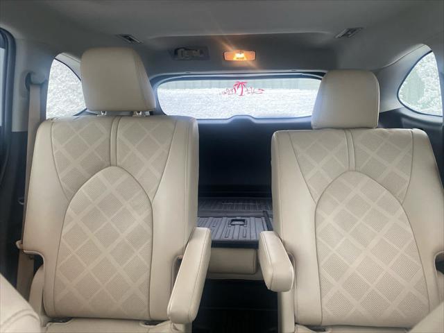 used 2022 Toyota Highlander car, priced at $42,000