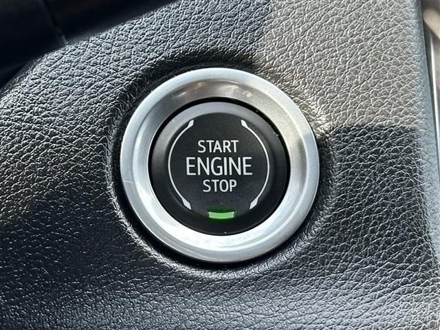 used 2023 Cadillac XT4 car, priced at $29,196