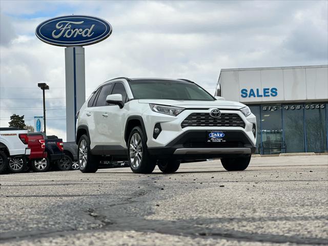 used 2019 Toyota RAV4 car, priced at $27,096