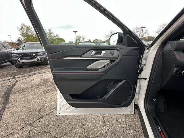 new 2025 Ford Explorer car, priced at $57,062