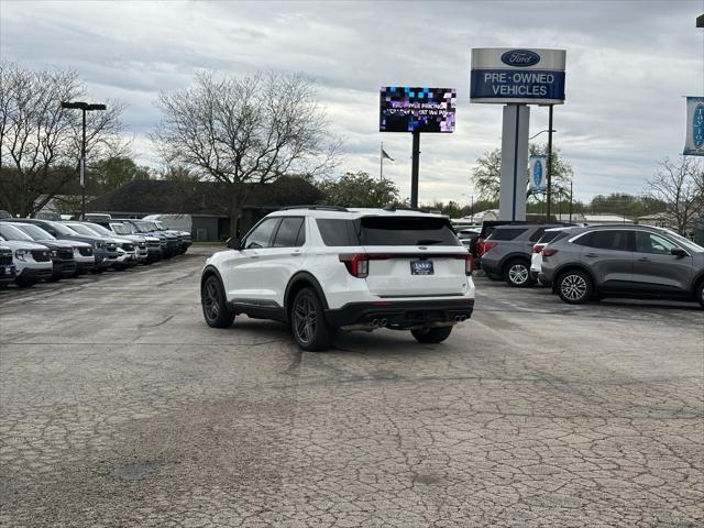 new 2025 Ford Explorer car, priced at $57,062