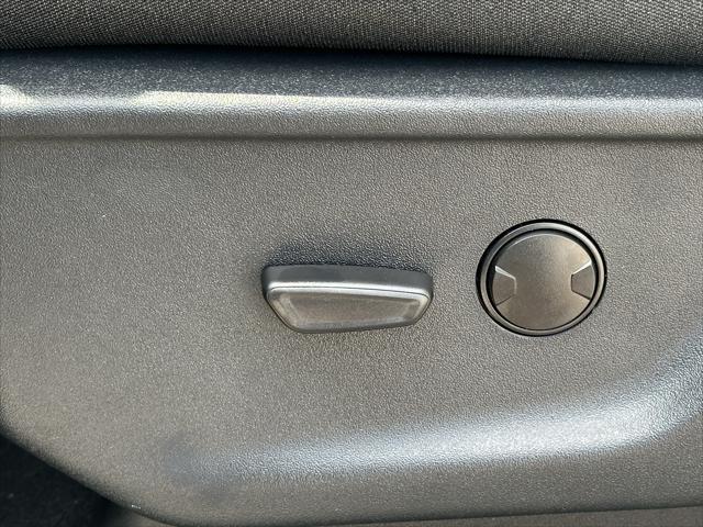 new 2025 Ford F-150 car, priced at $51,151