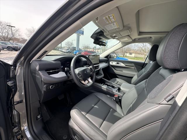 new 2025 Ford Explorer car, priced at $46,227